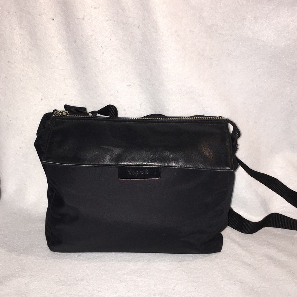 Esprit Messenger Purse 👜
